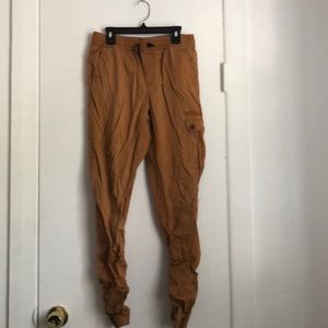khaki cargo joggers
